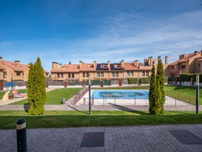 Garden of Single-family semi-detached for sale in Ávila Capital  with Heating, Terrace and Community pool