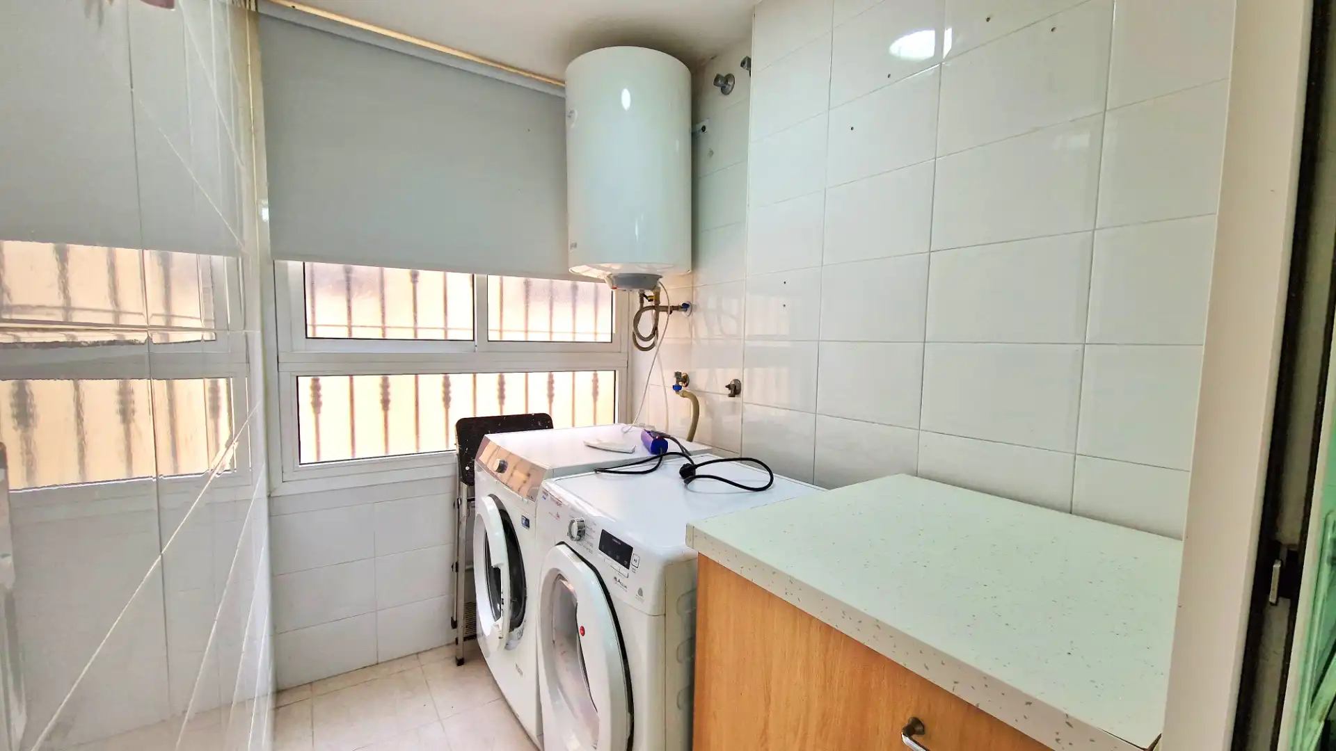 Kitchen of Houses for sale in Málaga  with Air Conditioner, Terrace and Furnished