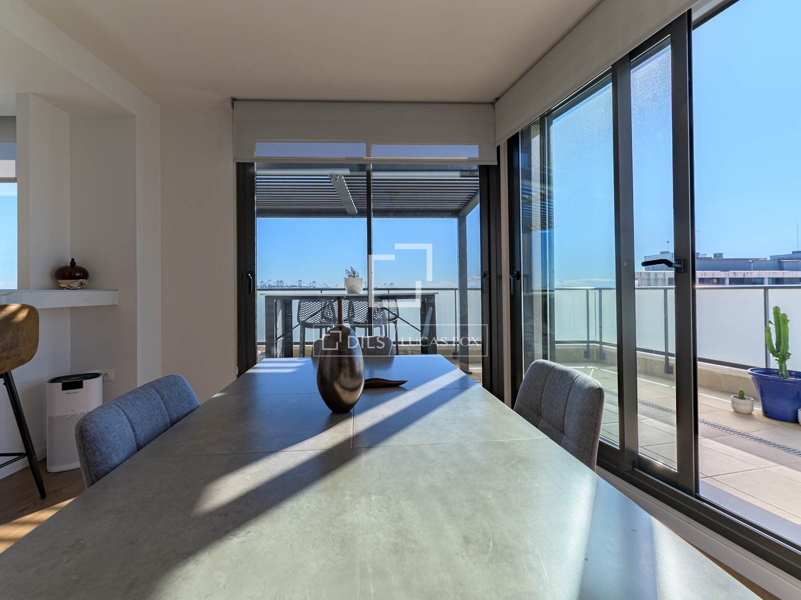 Dining room of Attic for sale in  Valencia Capital  with Air Conditioner, Heating and Private garden