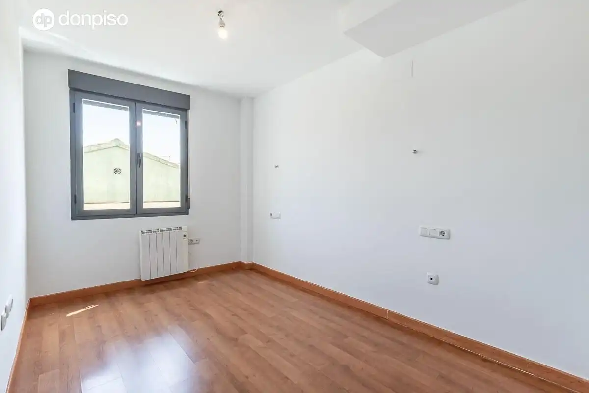 Habitación de Piso en venta en Armilla con Aire acondicionado, Calefacción y Balcón