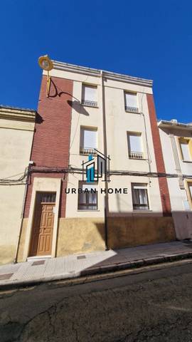 Piso en Venta en Calle Olleria en San Esteban