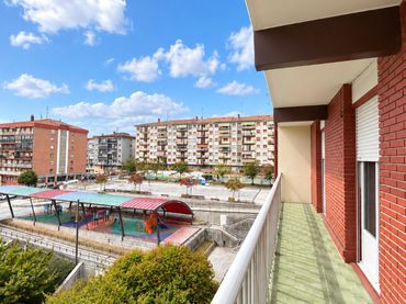 Wohnung mit Balkon zum Verkauf in Beraun - Pontika