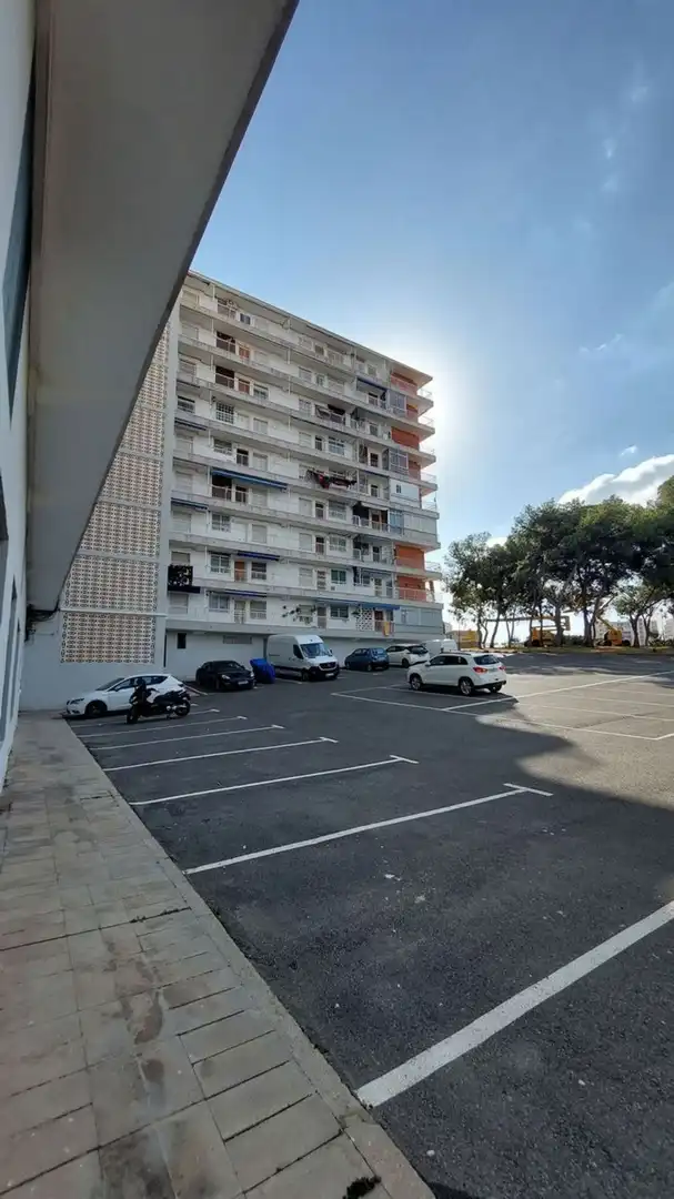 Parking de Piso en venta en Alicante / Alacant con Aire acondicionado, Calefacción y Jardín privado