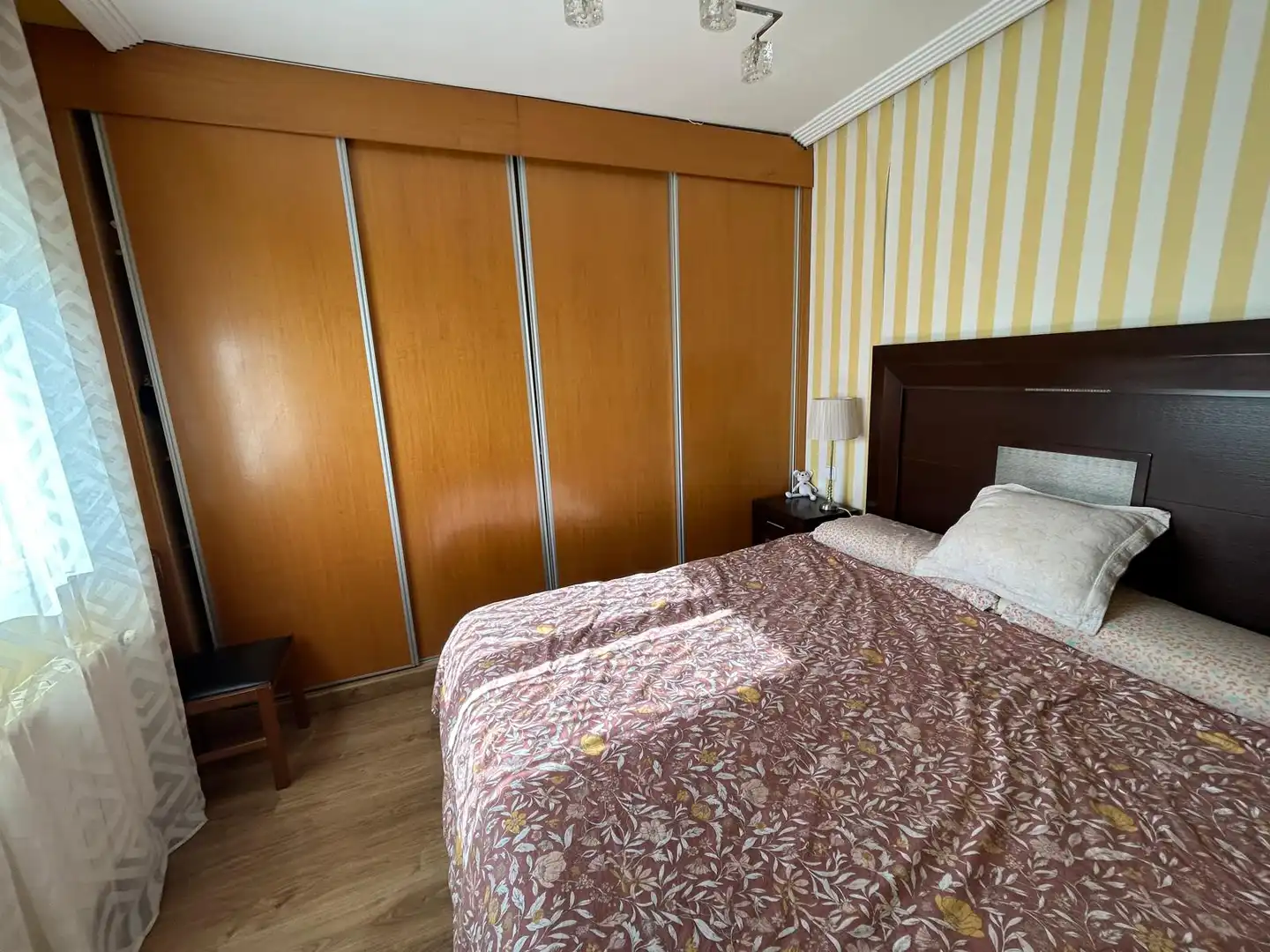Habitación de Casa adosada en venta en Poblete con Aire acondicionado, Calefacción y Jardín privado