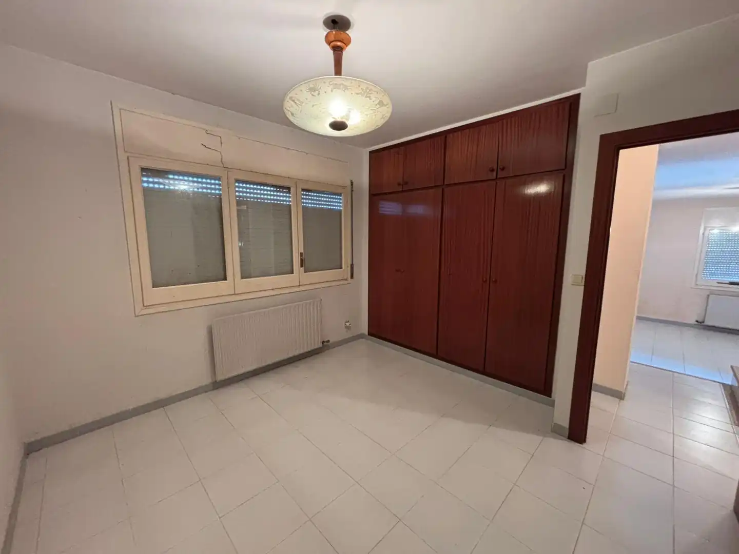 Casa adosada en venta en Sant Esteve Sesrovires con Calefacción, Terraza y Trastero