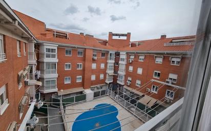 Exterior view of Flat for sale in  Madrid Capital  with Air Conditioner, Terrace and Storage room