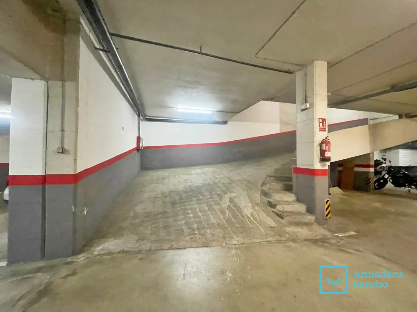 Einzelparkplatz zur Miete in Carrer d'Homer, imagen 5
