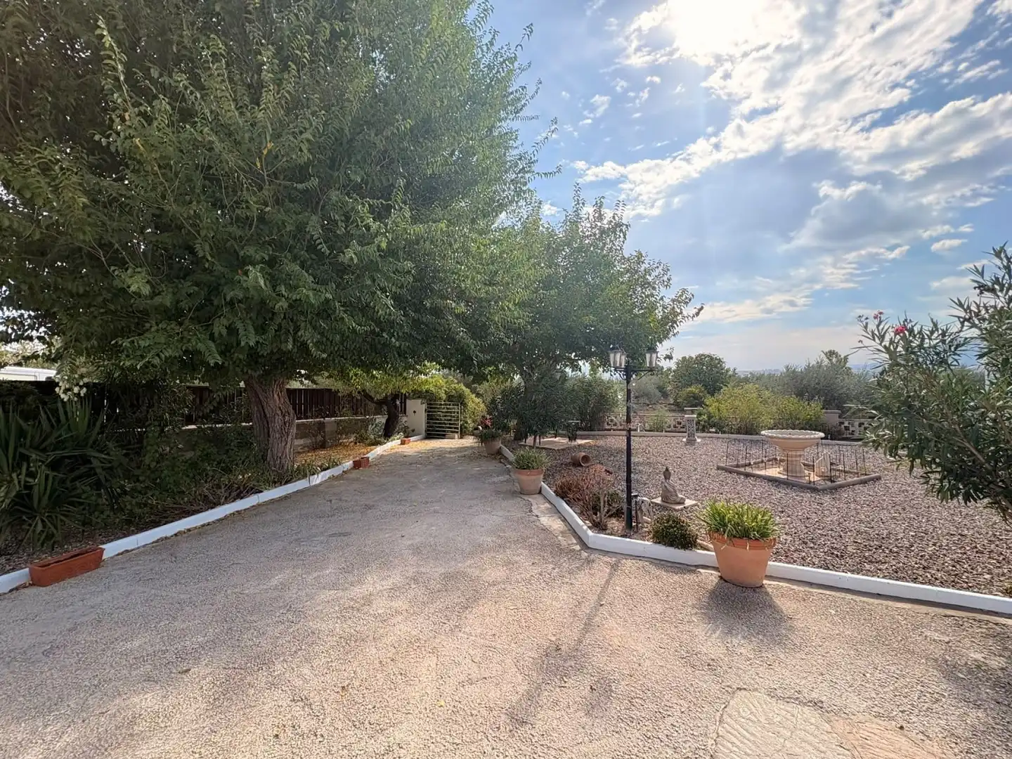 Exterior view of Houses for sale in Caudete, Albacete