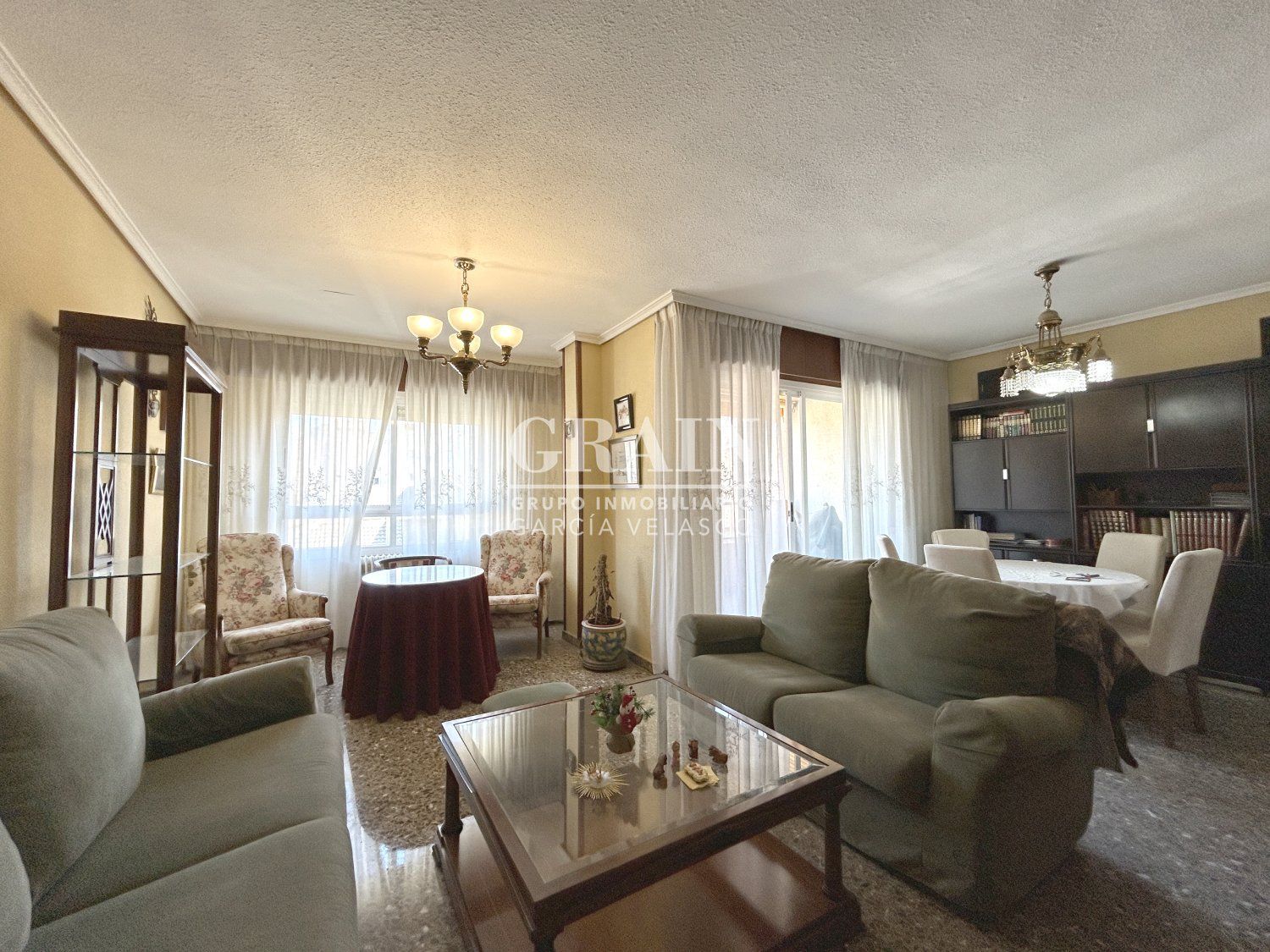 Living room of Flat for sale in  Albacete Capital  with Air Conditioner, Heating and Balcony