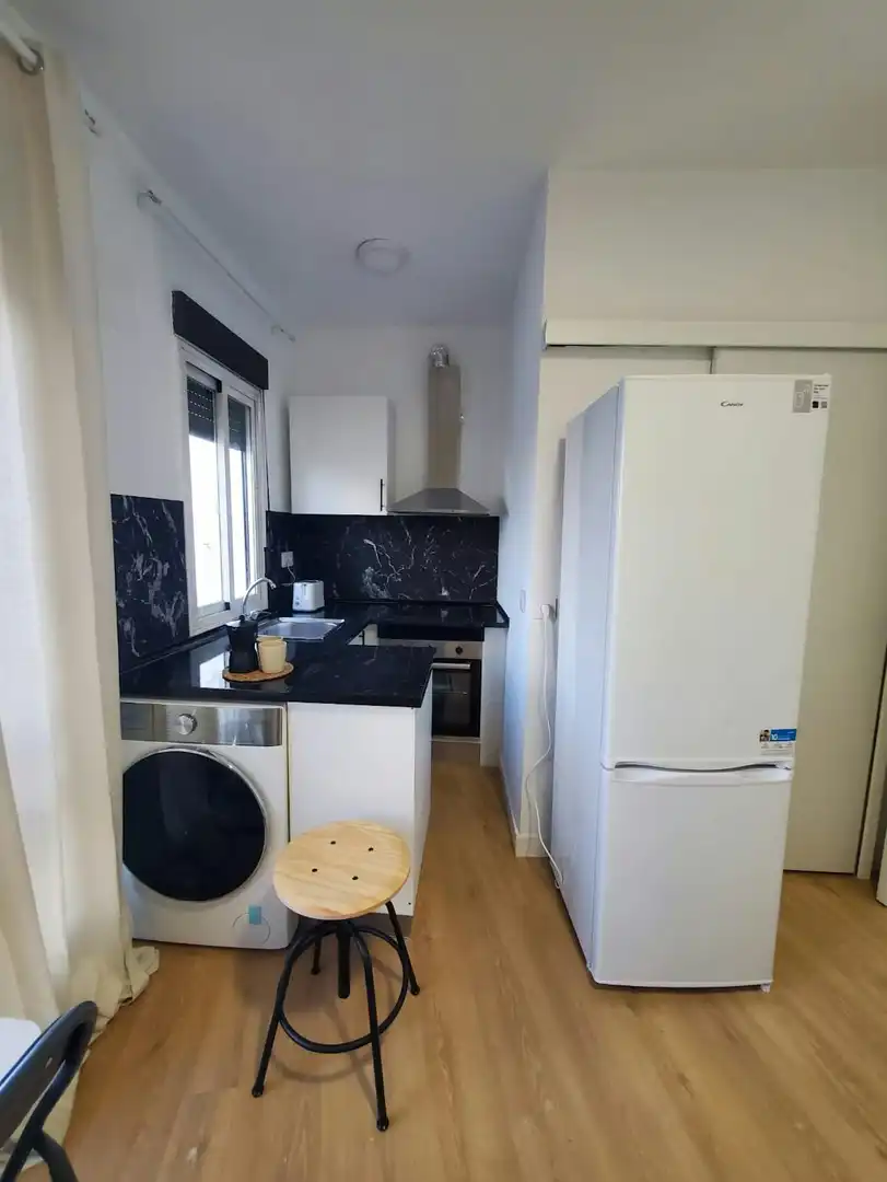 Küche von Wohnung zur Miete in Madrid mit Klimaanlage, Heizung und Waschmaschine