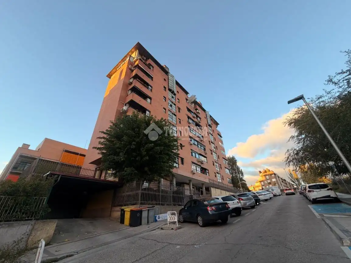 Einzelparkplatz zur Miete in Puente de Vallecas