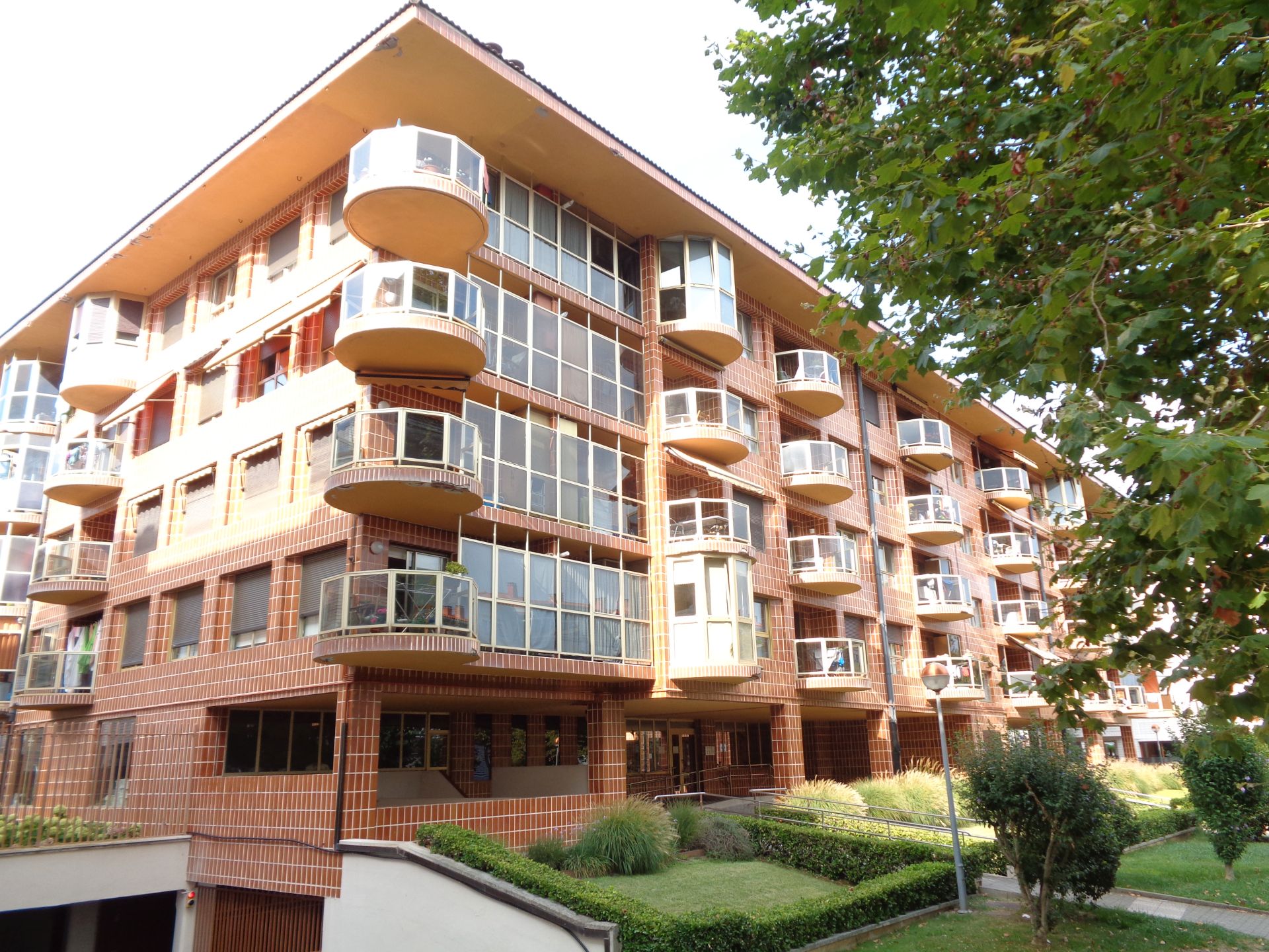 Exterior view of Apartment to rent in Zarautz  with Air Conditioner, Heating and Furnished