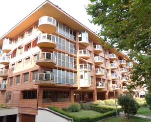 Exterior view of Apartment to rent in Zarautz  with Air Conditioner, Heating and Furnished