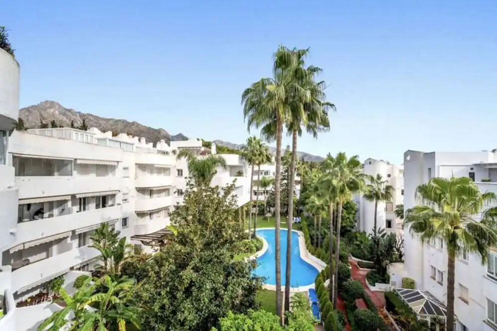 Vista exterior de Planta baixa de lloguer en Marbella amb Aire condicionat, Terrassa i Traster