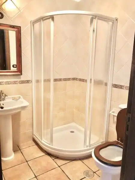 Bany de Casa o xalet en venda en Curtis amb Calefacció, Traster i Piscina