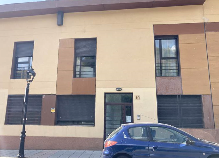 Foto 1 de Piso en venta en Carracastillo, Chiloeches, Guadalajara