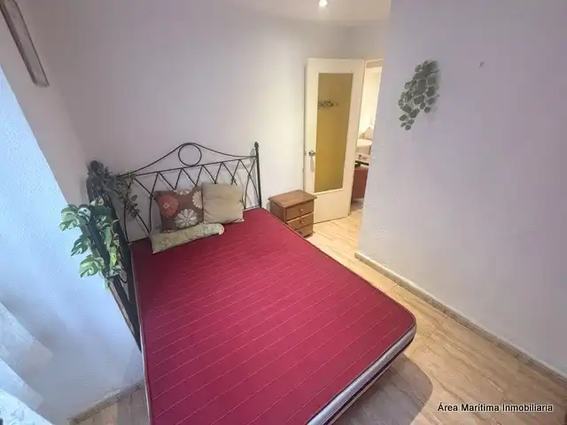 Bedroom of Flat for rent in Extramurs