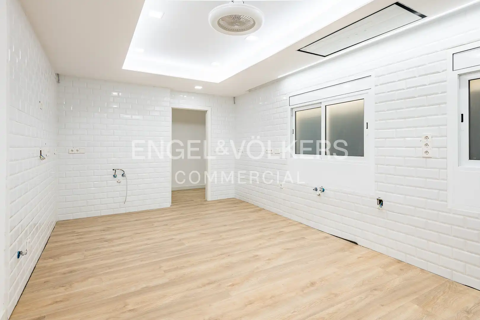 Büro zum Verkauf in Barcelona mit Klimaanlage