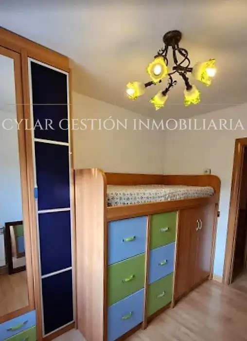 Habitación de Casa o chalet en venta en Villares de la Reina con Calefacción, Amueblado y Horno
