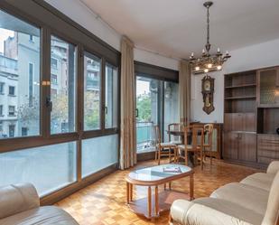 Living room of Flat to rent in  Barcelona Capital  with Air Conditioner, Heating and Balcony