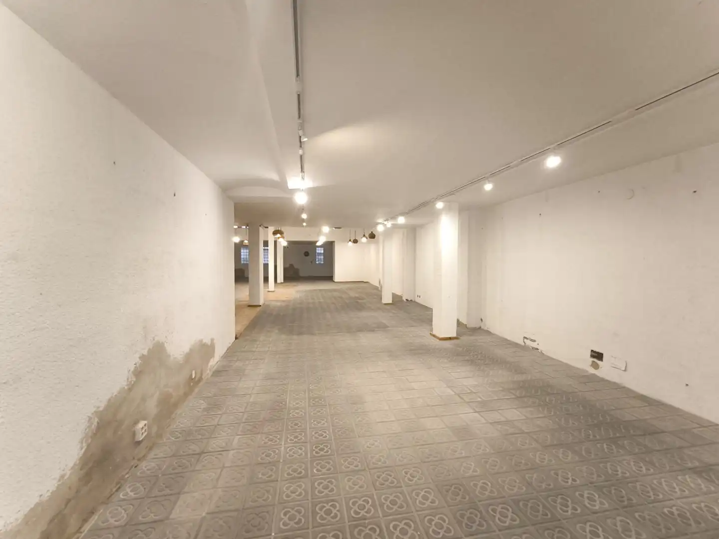 Gewerbefläche zur Miete in Carrer de Reding, imagen 5