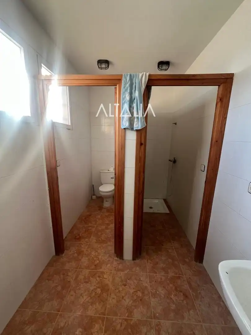 Baño de Nave industrial en venta en Osa de la Vega