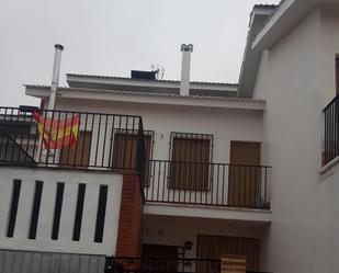 Vista exterior de Casa adosada en venda en Villafranca de los Caballeros