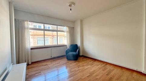 Foto 3 de Apartament de lloguer a Falperra - Santa Lucía, A Coruña Capital