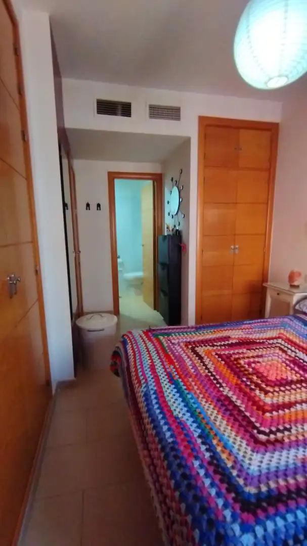 Dormitori de Pis en venda en Huelva amb Aire condicionat, Calefacció i Moblat