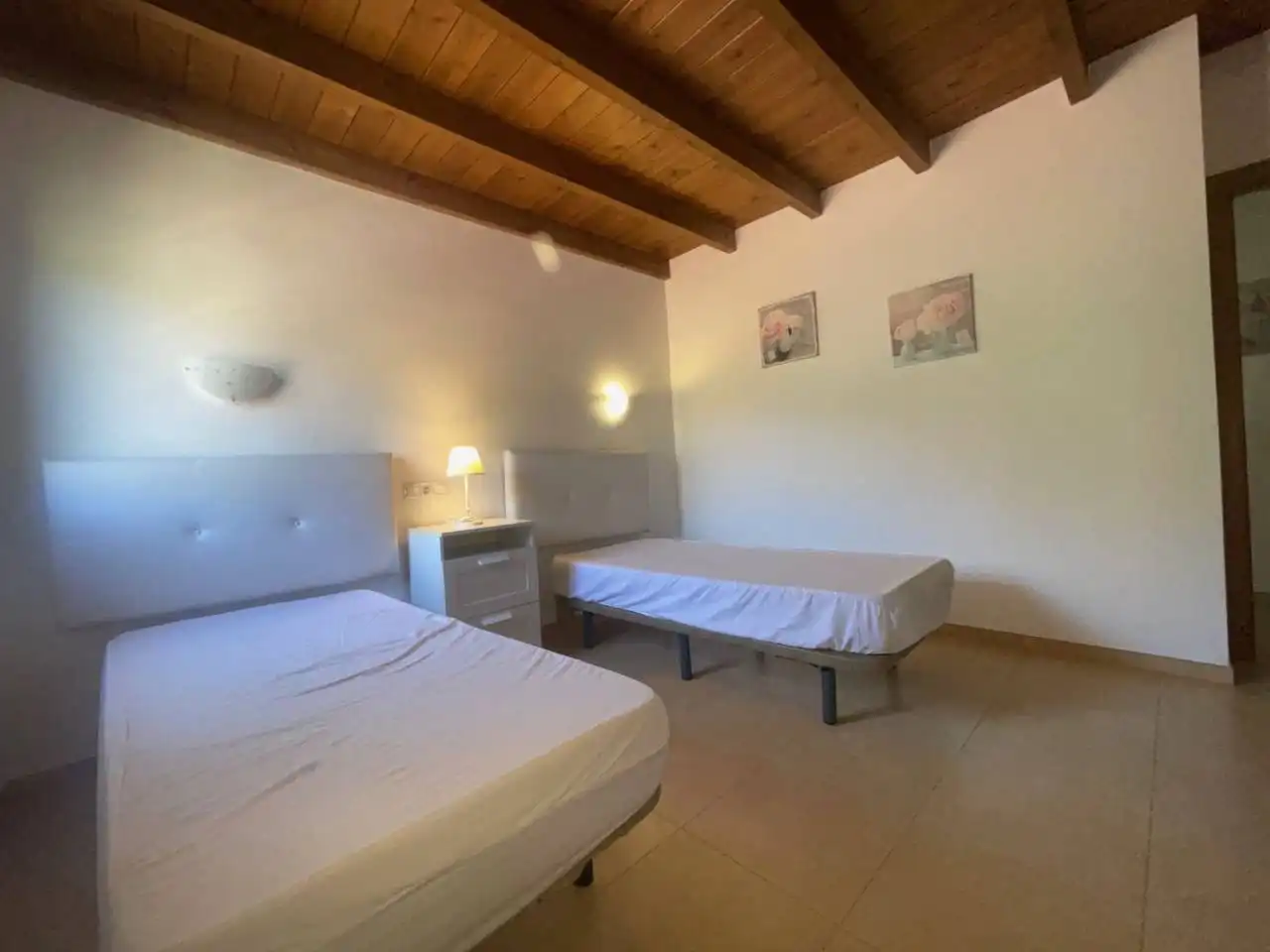 Habitación de Casa o chalet de alquiler en Estepona con Calefacción, Jardín privado y Terraza