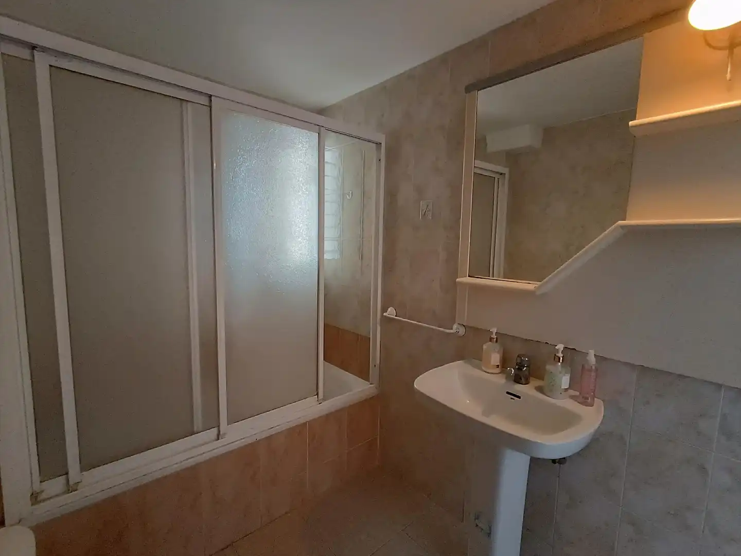 Bathroom of Flat for sale in Alicante / Alacant  with Air Conditioner and Balcony