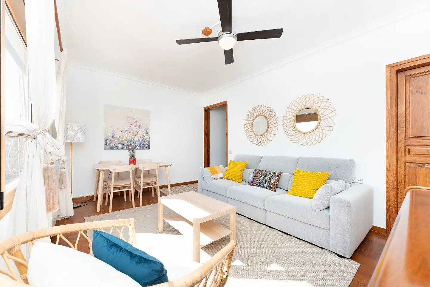 Sala de estar de Ático en venta en Barcelona con Aire acondicionado, Calefacción y Parquet