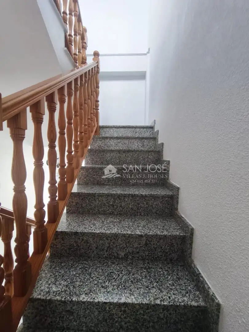 Casa o chalet en venta en Aspe con Terraza, Trastero y Amueblado