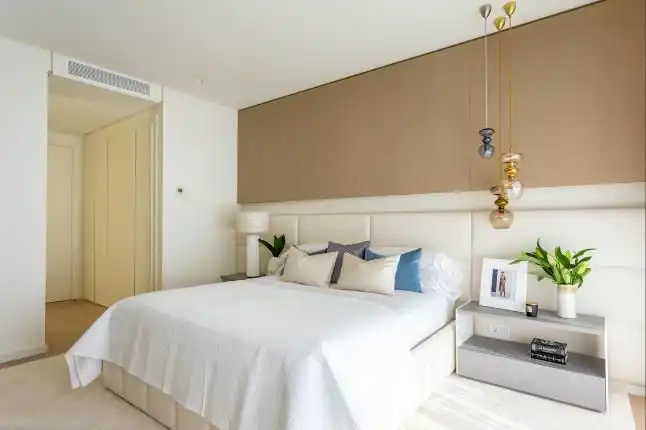 Bedroom of Apartments for rent in Benahavís  with Air Conditioner, Heating and Parquet flooring