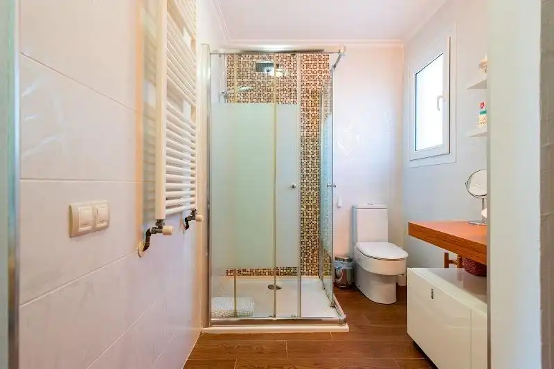 Baño de Casa o chalet de alquiler en L'Eliana con Aire acondicionado, Terraza y Trastero