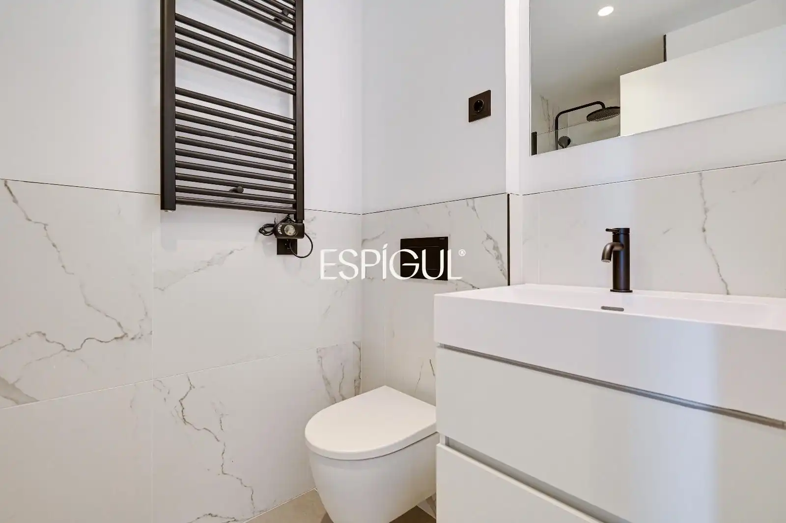 Bathroom of Flat for rent in Cerdanyola del Vallès  with Air Conditioner, Heating and Terrace