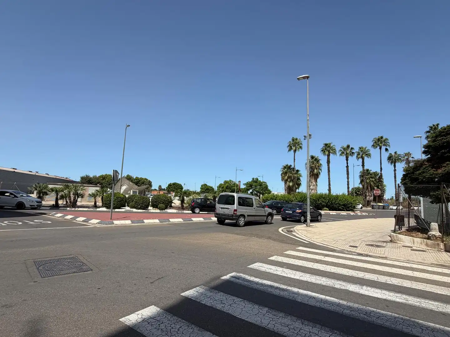 Flat with terrace for sale in Casc Urbà, imagen 2