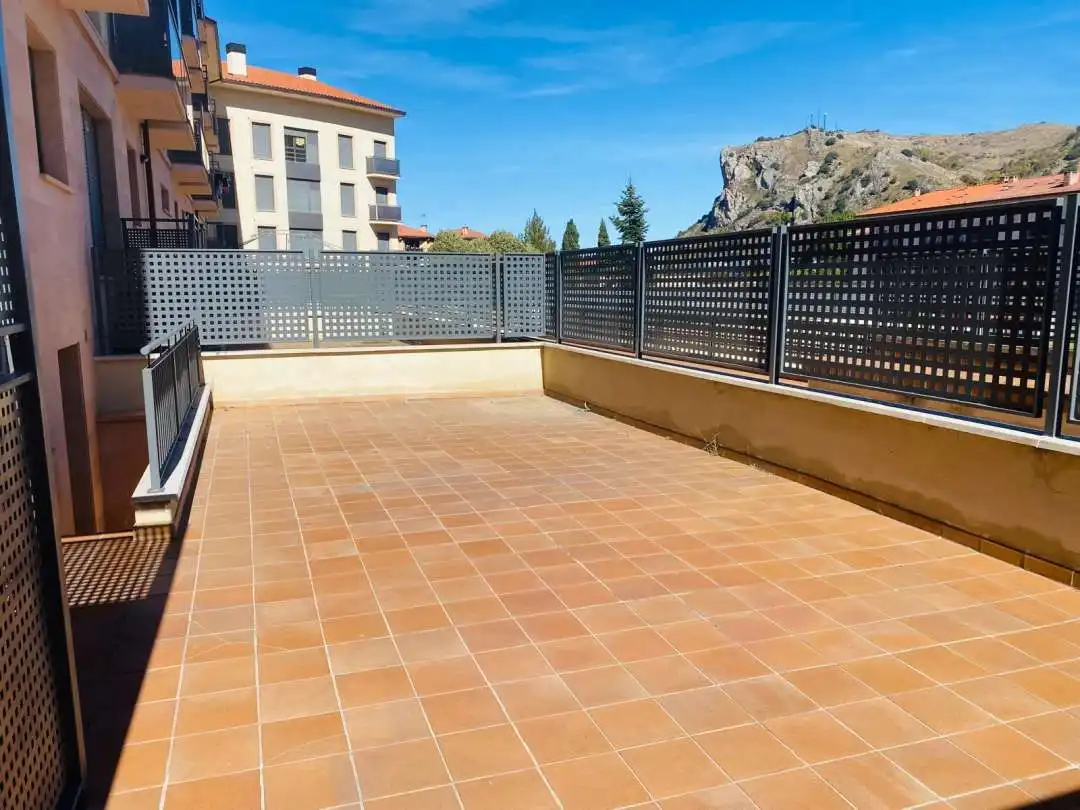 Terraza de Piso en venta en Ezcaray con Calefacción, Jardín privado y Terraza