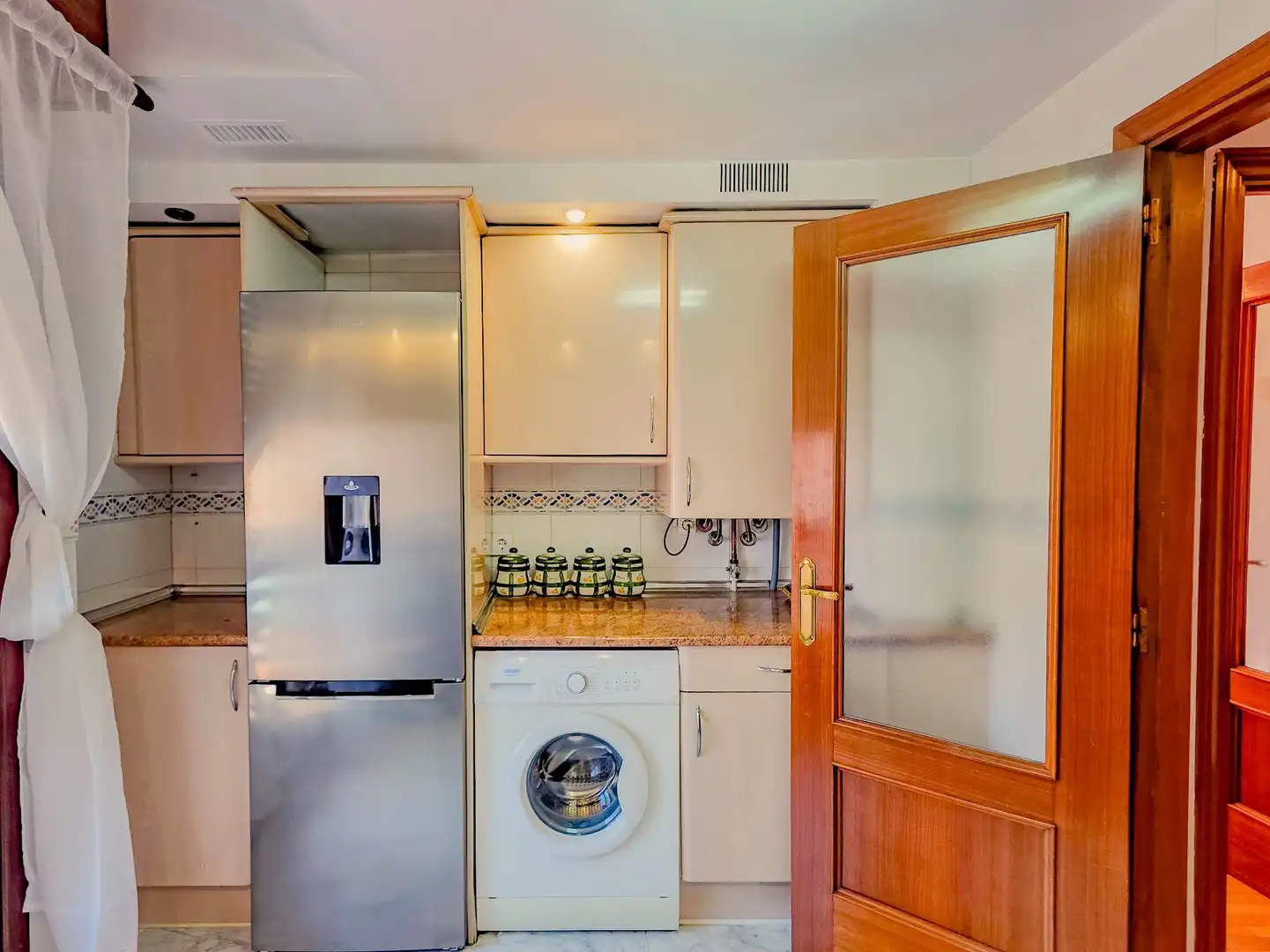 Cocina de Piso en venta en  Logroño con Calefacción, Trastero y Piscina comunitaria