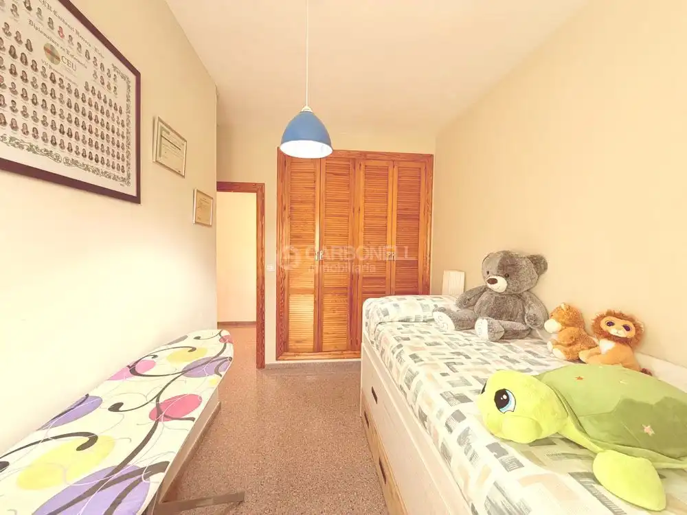 Casa amb piscina en venda a Centre - Zona Alta, imagen 18
