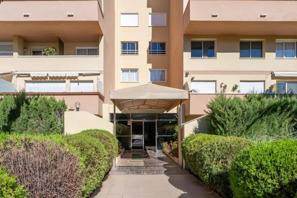 Außenansicht von Maisonette zum Verkauf in Marbella mit Klimaanlage, Möbliert und Internet