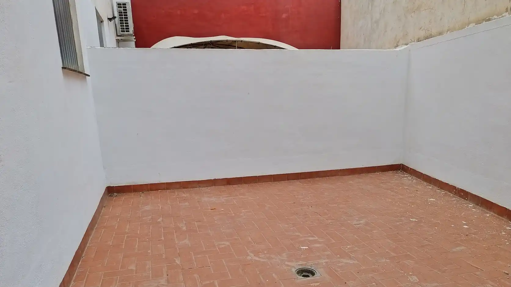 Local comercial de lloguer a Plaza Xúquer, imagen 4