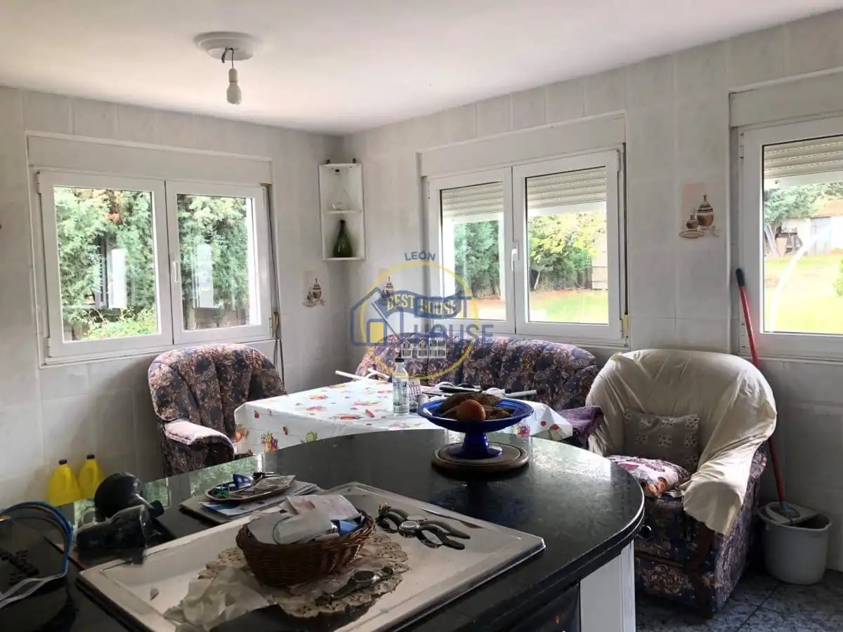 Villa con giardino in vendita a Garrafe de Torío, imagen 9