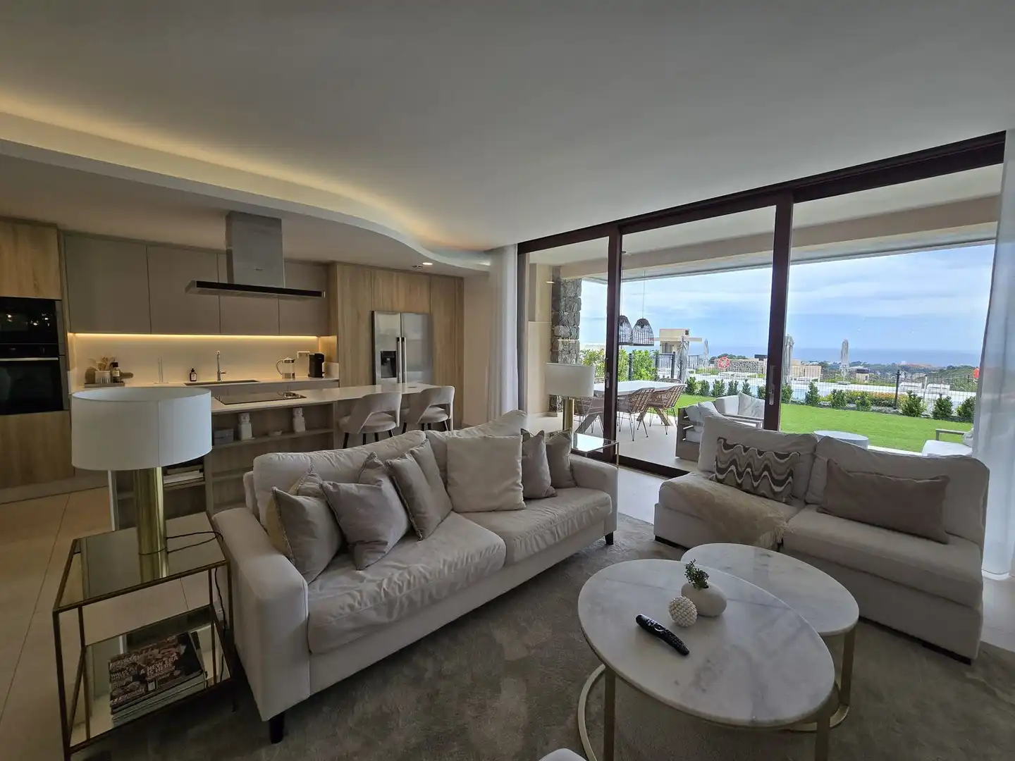 Appartamento con piscina in vendita a Avenida Real de la Quinta 5, imagen 5