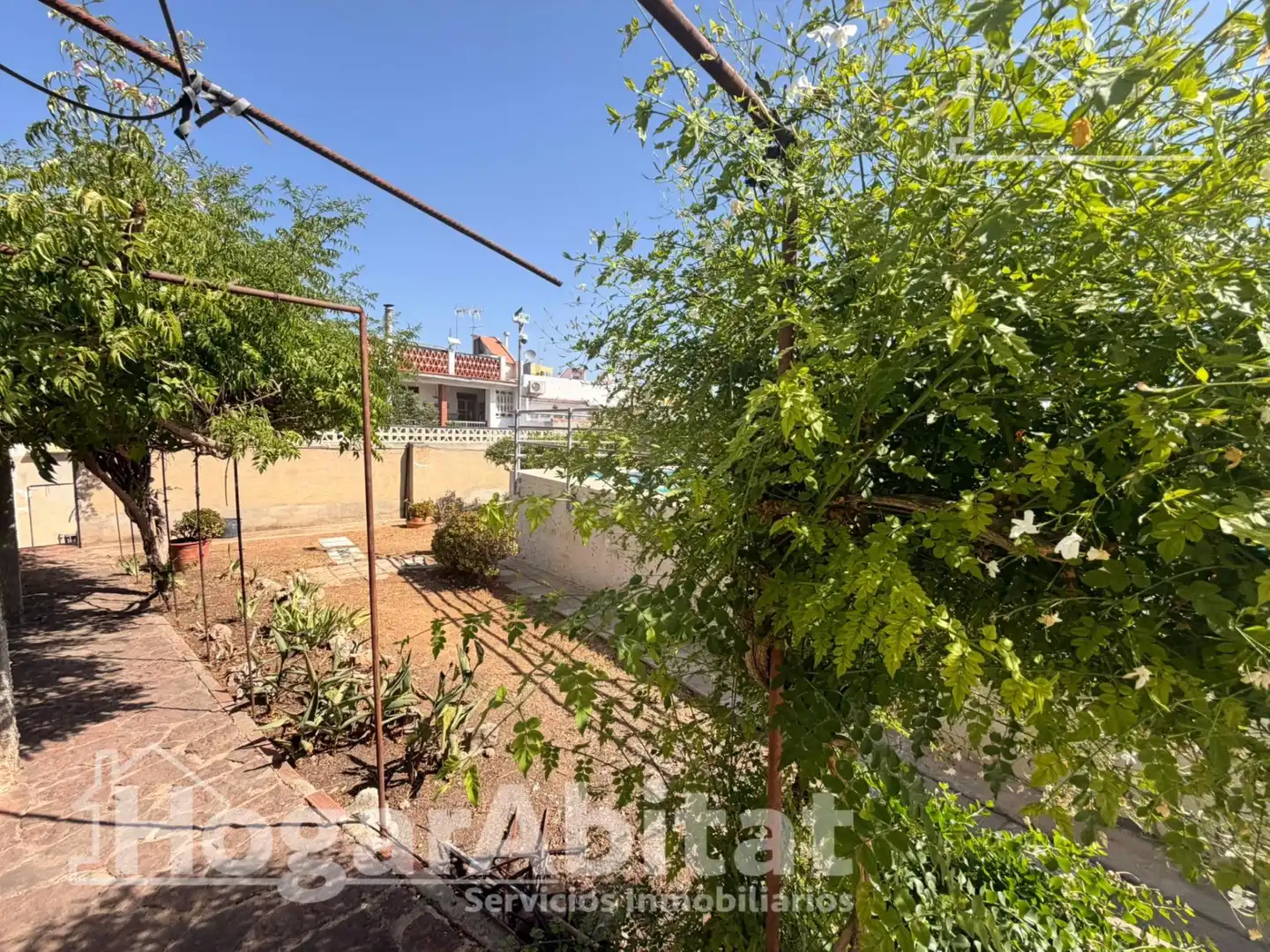 Casa o xalet en venda en Benaguasil amb Aire condicionat, Jardí privat i Terrassa