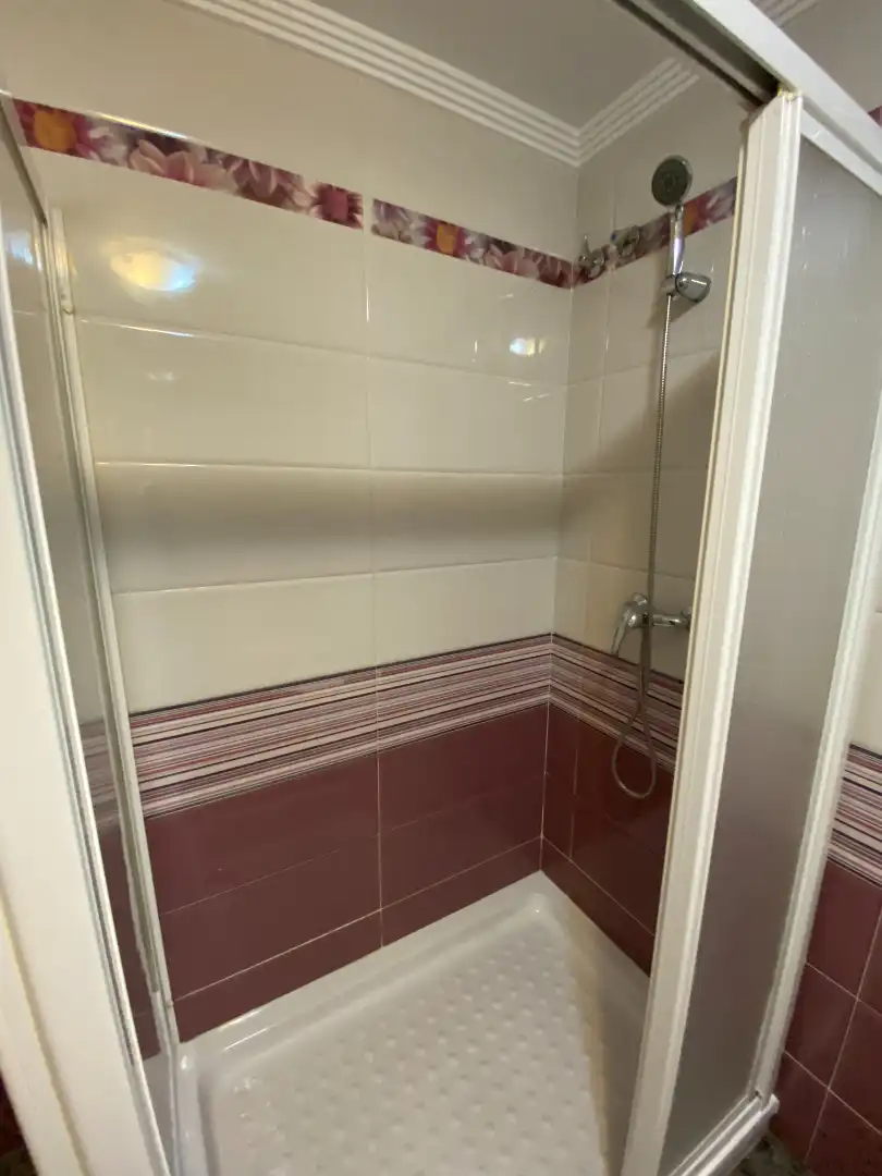 Badezimmer von Wohnung zur untervermieten in Málaga mit Terrasse, Möbliert und Ofen