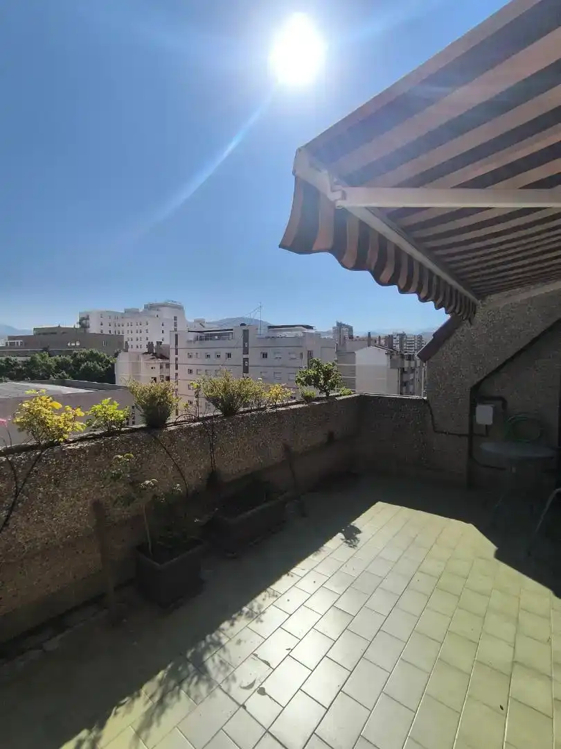 Terrace of Flat for rent in Beiro