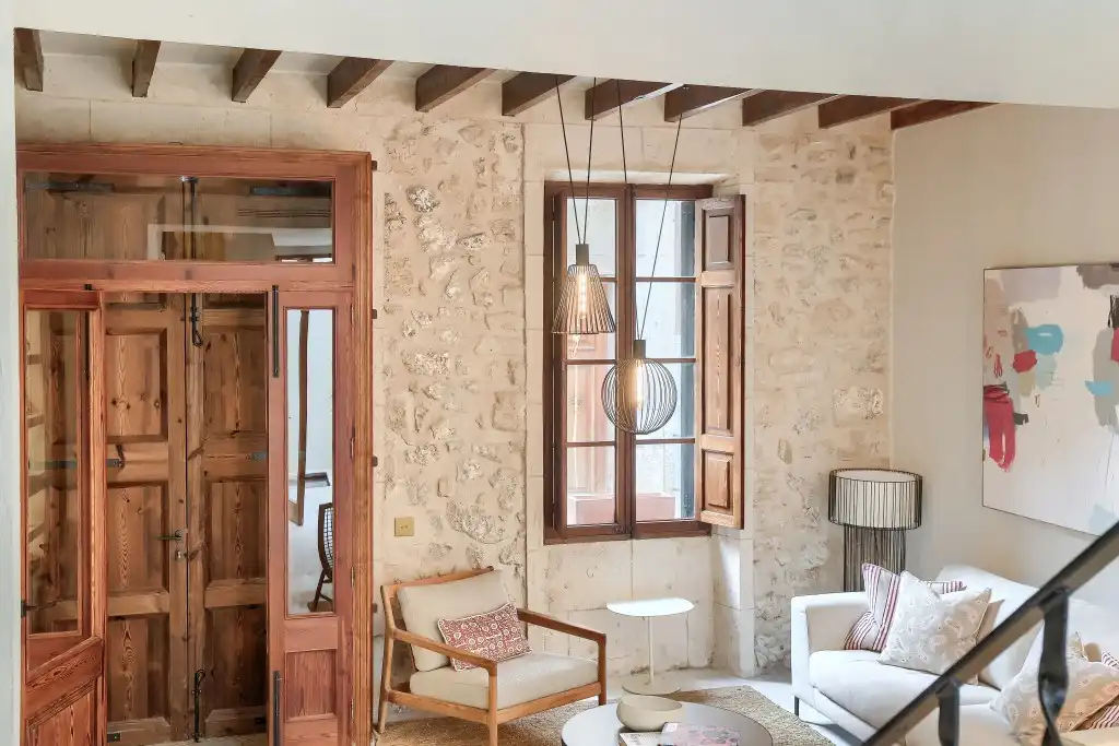 Sala d'estar de Casa adosada en venda en Pollença amb Aire condicionat, Terrassa i Moblat