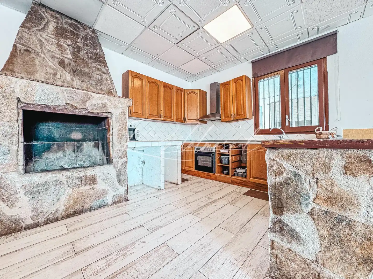 Kitchen of Houses for sale in Reus  with Air Conditioner, Swimming Pool and Furnished