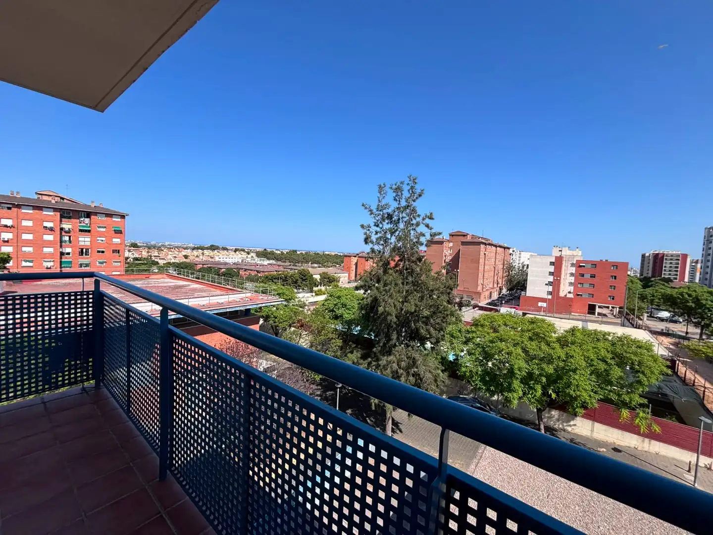 Vista exterior de Pis en venda en Paterna amb Aire condicionat, Traster i Moblat